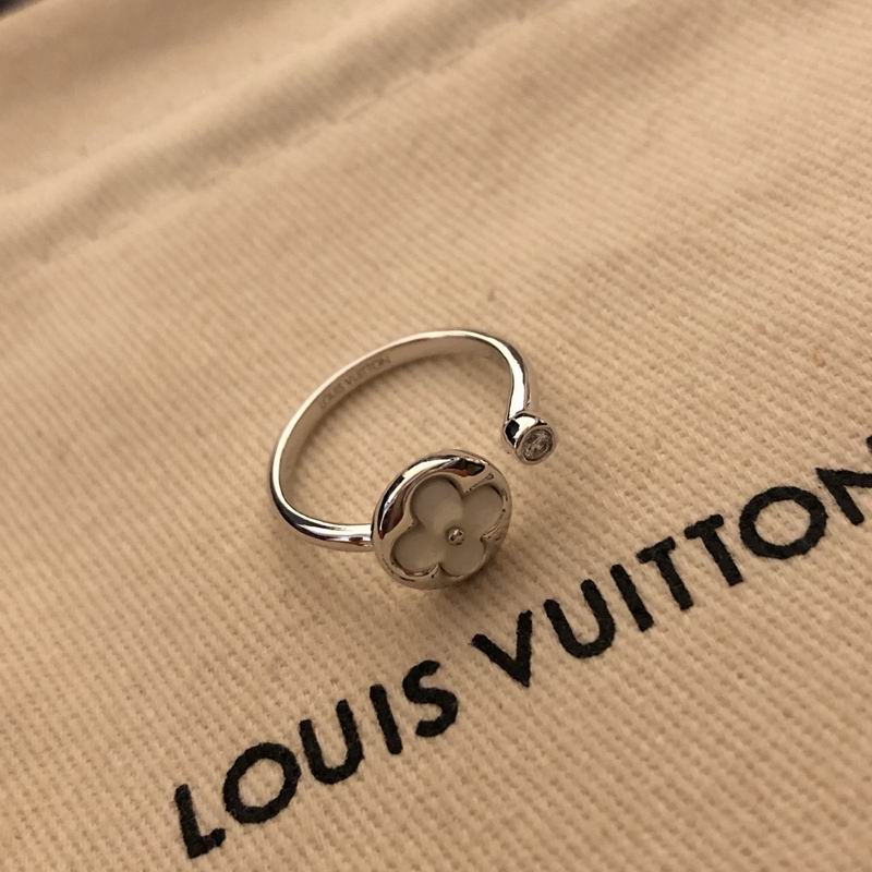 LV Ring 05yxh05
